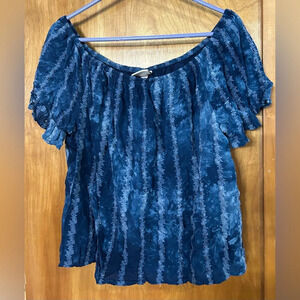 Knox rose crop navy off shoulder top XL pre loved